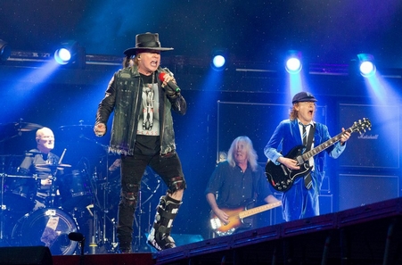 Berner Zeitung acdc_berne_2016_bern_.jpg