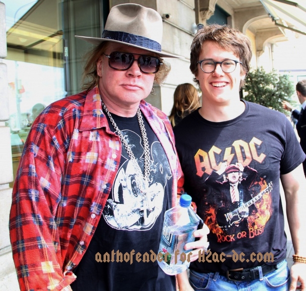 axl_rose_acdc_geneve.jpg