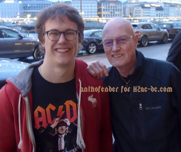 chris_slade_acdc_geneve.jpg