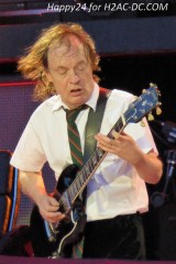 prague_acdc_2016__14_.jpg