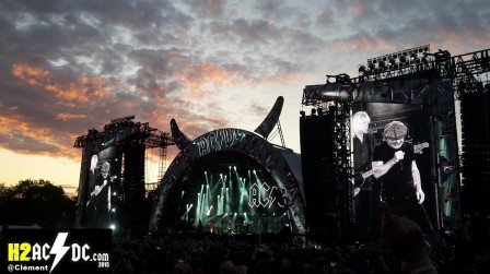 roskilde_acdc_2015.jpg