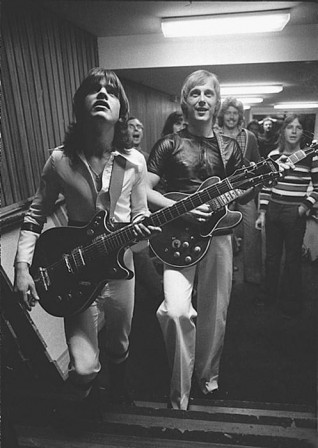 malcolm-young_harry-vanda_opera-house_2727_11.jpg