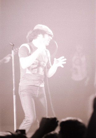 19800629-ACDC-Concert-Namur-12.jpeg