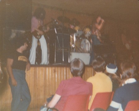 Redhouse_-_bored_to_snores_15_Jan_1977-_Festival_Hall.jpg