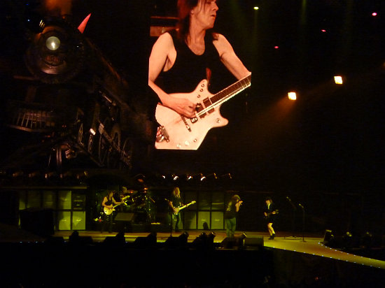 acdc_muenchen_olympiastadion0905.jpg